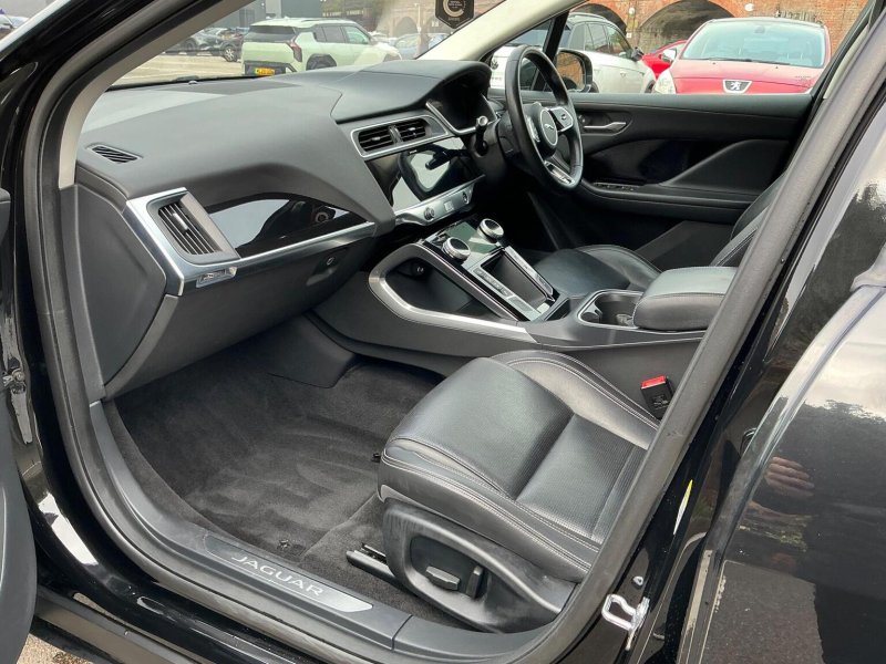 JAGUAR I-Pace